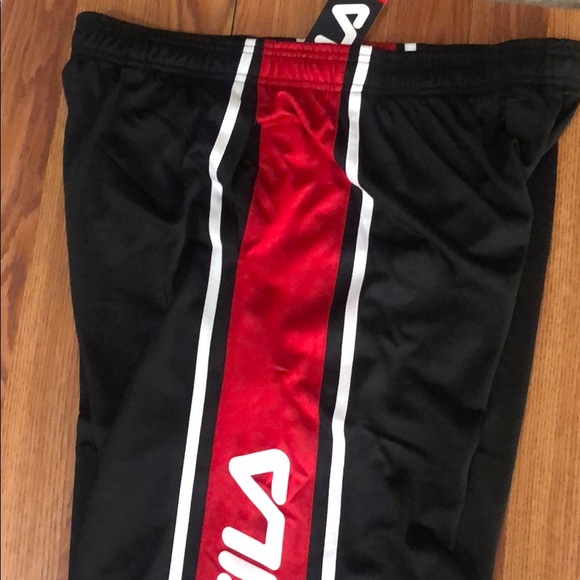 Fila new shorts - Picture 2 of 3